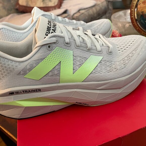 New Balance Fuelcell Supercomp Trainer V3 Men's SZ 11 (retail 185)